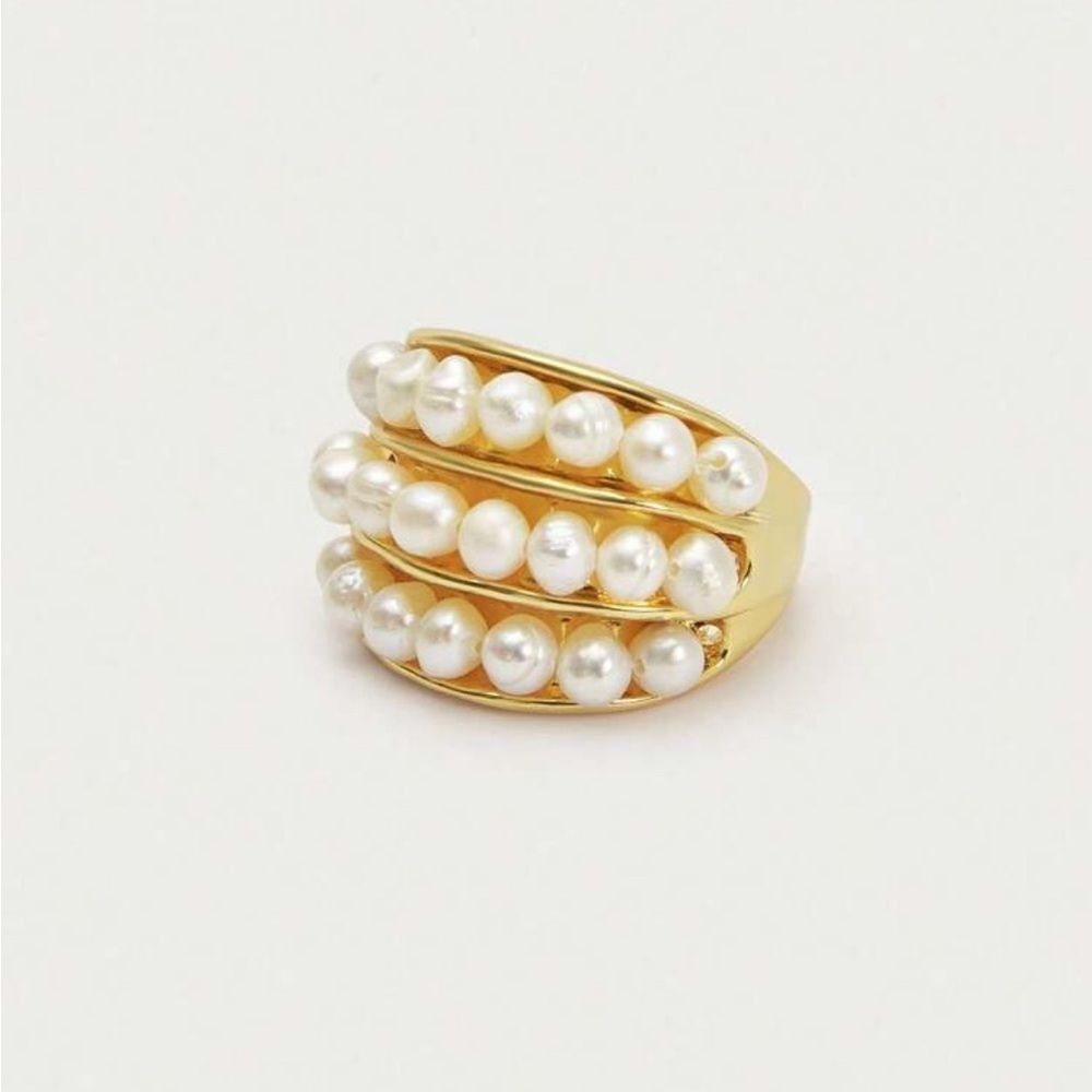 Elegant Pearl Ring Q452 - Picture 2 of 7